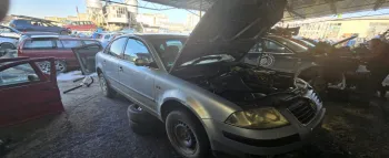 Capota portbagaj /660 Volkswagen VW Passat B5.5 [facelift] [2000 - 2005] Sedan 1.6 MT (102 hp)