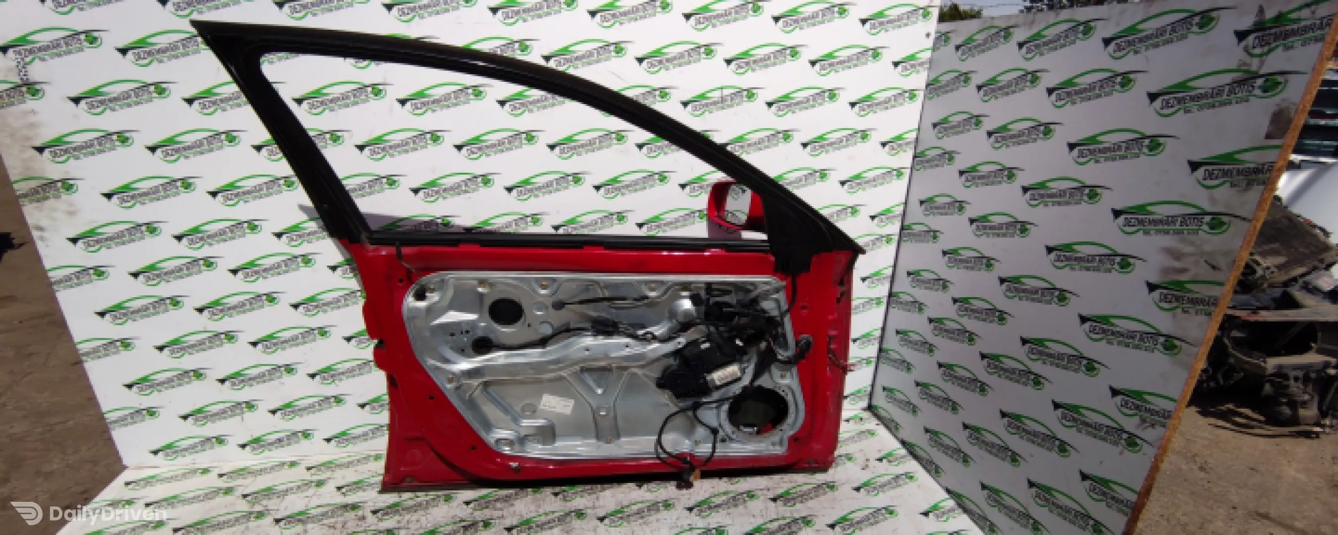 Usa / Portiera fata stanga /658 Volkswagen VW Passat B5 [1996 - 2000] wagon 1.6 MT (101 hp)