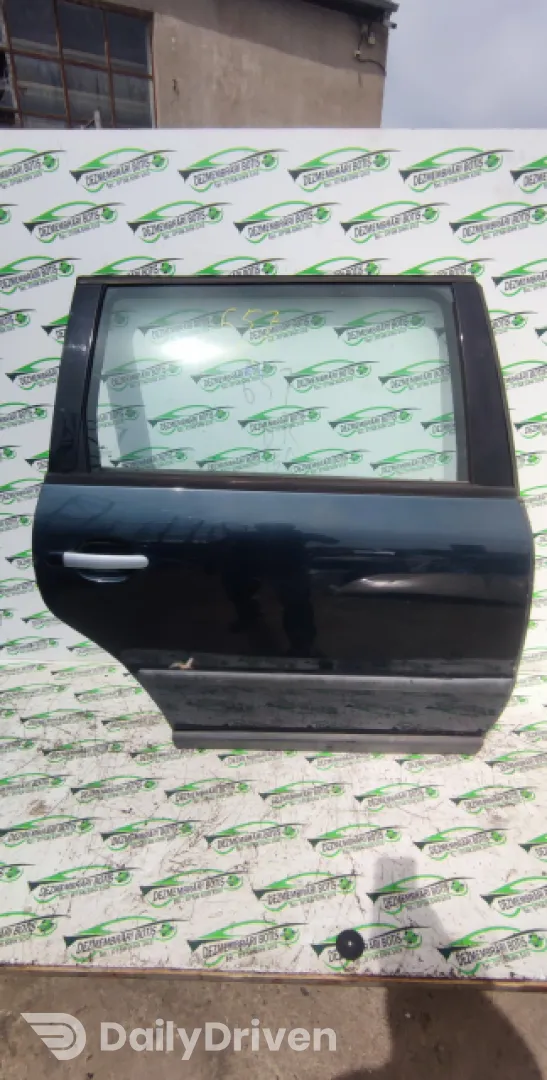 Usa / Portiera spate dreapta /657 Volkswagen VW Passat B5 [1996 - 2000] wagon 1.9 TDI AT (115 hp)