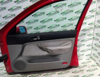 Usa / Portiera fata dreapta /647 Volkswagen VW Golf 4 [1997 - 2006] Hatchback 5-usi 1.4 MT (75 hp)