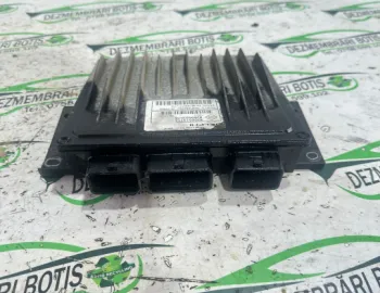 Calculator motor ECU 8200513113 Dacia Logan  [2004 - 2008] Sedan 1.5dci MT (65hp)