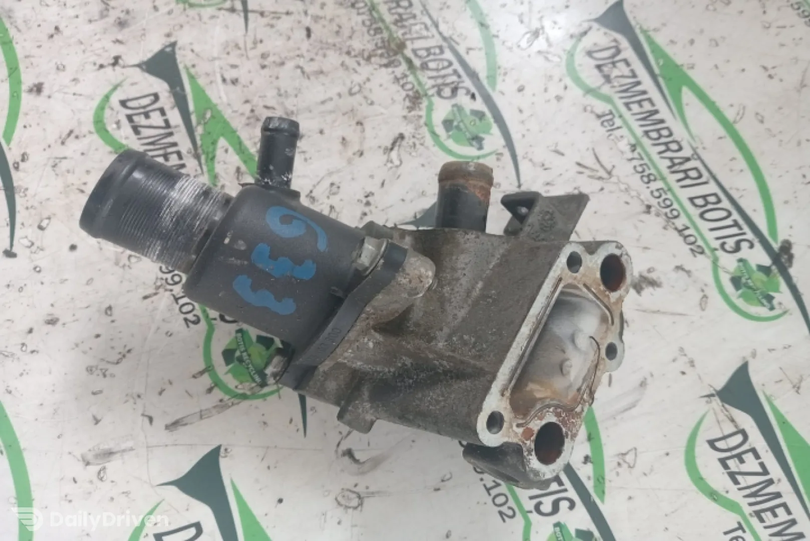 Carcasa termostat 82 00 155 515 Dacia Logan  [2004 - 2008] Sedan 1.4 MT (75 hp)