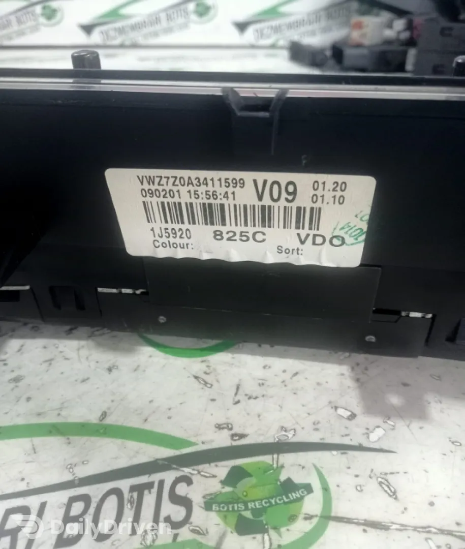 Ceasuri bord VWZ7Z0A3411599 Volkswagen VW Bora  [1998 - 2005] Sedan 1.9 TDI MT (115 hp)