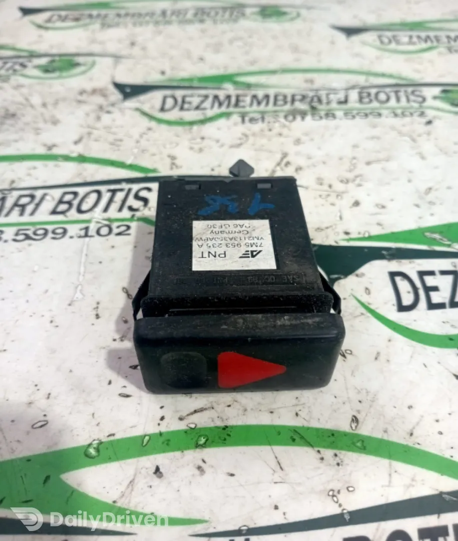 Buton avarie 7M5 953 235 A Chevrolet Aveo T200 [2003 - 2008] Sedan 1.4 MT (82 hp)