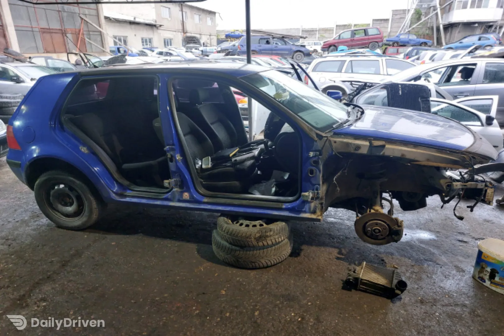 Vas lichid parbriz Volkswagen VW Golf 4 [1997 - 2006] Hatchback 5-usi 1.9 TDI MT (90 hp)