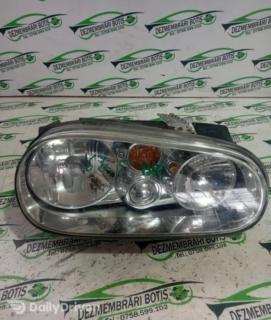Far dreapta Ureche Inprovizata Volkswagen VW Golf 4 [1997 - 2006] Hatchback 5-usi 1.9 TDI MT (90 hp)