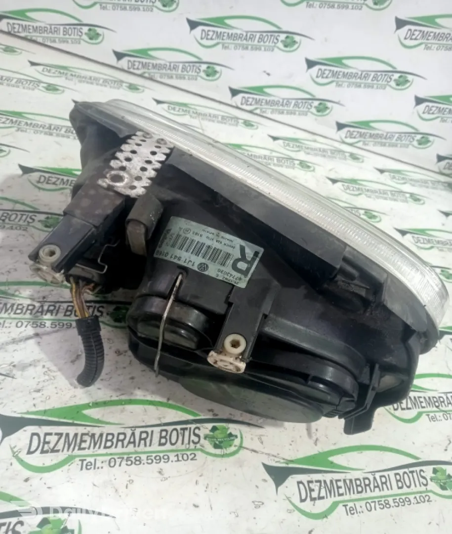 Far dreapta Ureche Inprovizata Volkswagen VW Golf 4 [1997 - 2006] Hatchback 5-usi 1.9 TDI MT (90 hp)