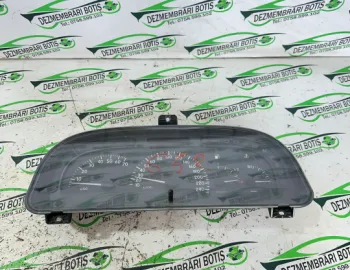 Ceasuri bord Renault Laguna  [facelift] [1998 - 2001] Liftback 1.9 DCi MT (110 hp)