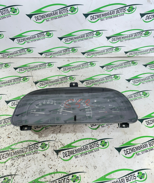 Ceasuri bord Renault Laguna  [facelift] [1998 - 2001] Liftback 1.9 DCi MT (110 hp)