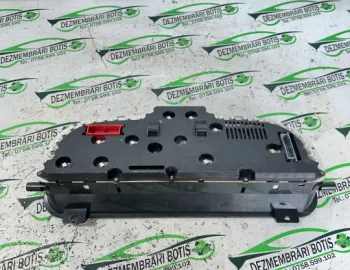 Ceasuri bord Renault Laguna  [facelift] [1998 - 2001] Liftback 1.9 DCi MT (110 hp)