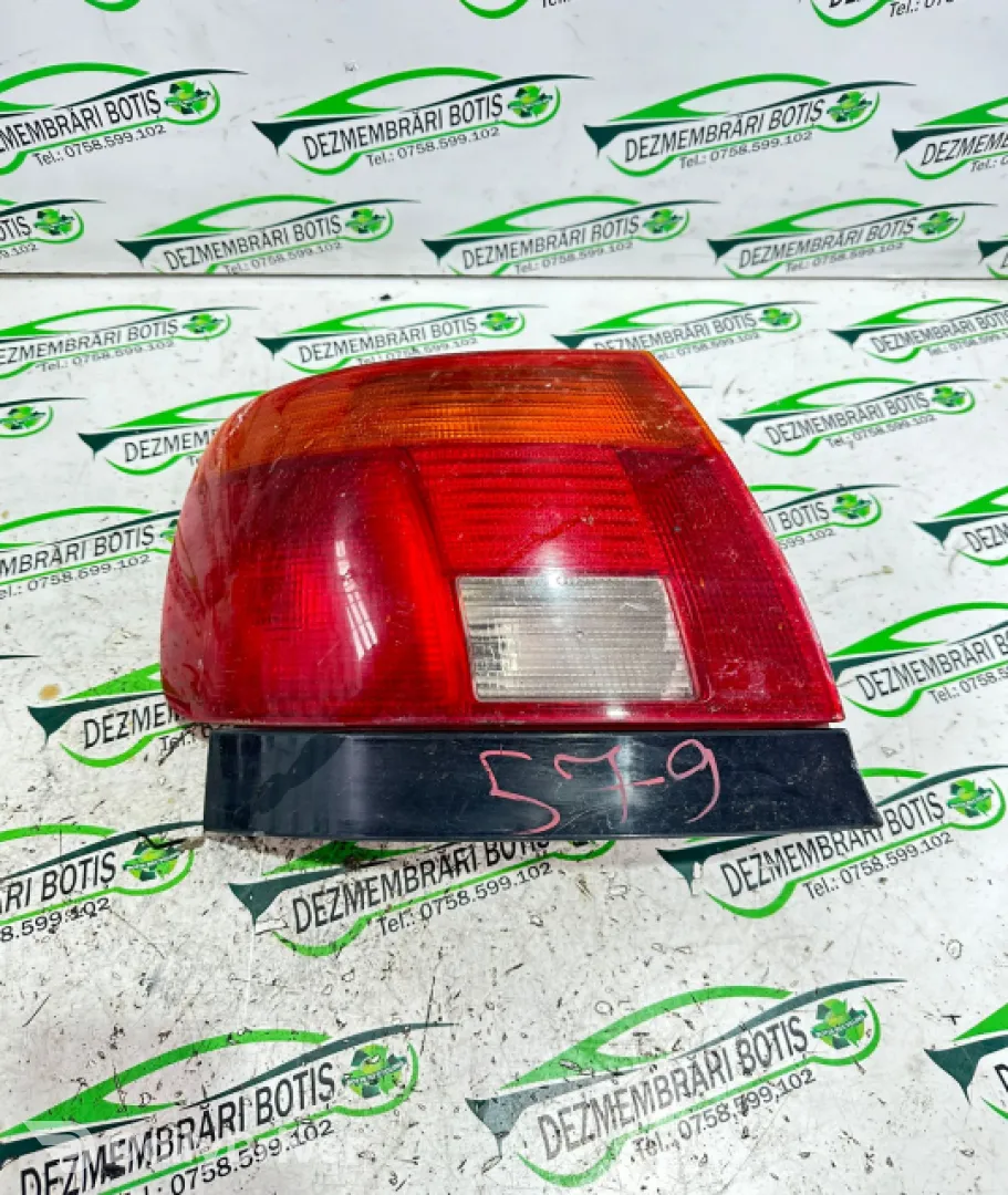 Lampa / Tripla stop stanga pe aripa Audi A4 B5 [1994 - 1999] Sedan 1.9 TDI AT (90 hp)