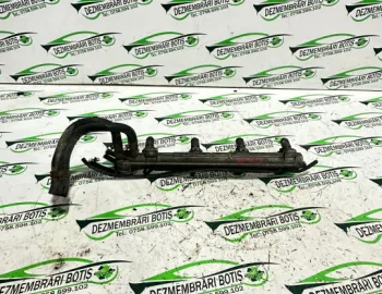 Rampa injectoare Volkswagen VW Golf 4 [1997 - 2006] wagon 1.6 MT (105 hp)