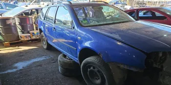Rampa injectoare Volkswagen VW Golf 4 [1997 - 2006] wagon 1.6 MT (105 hp)