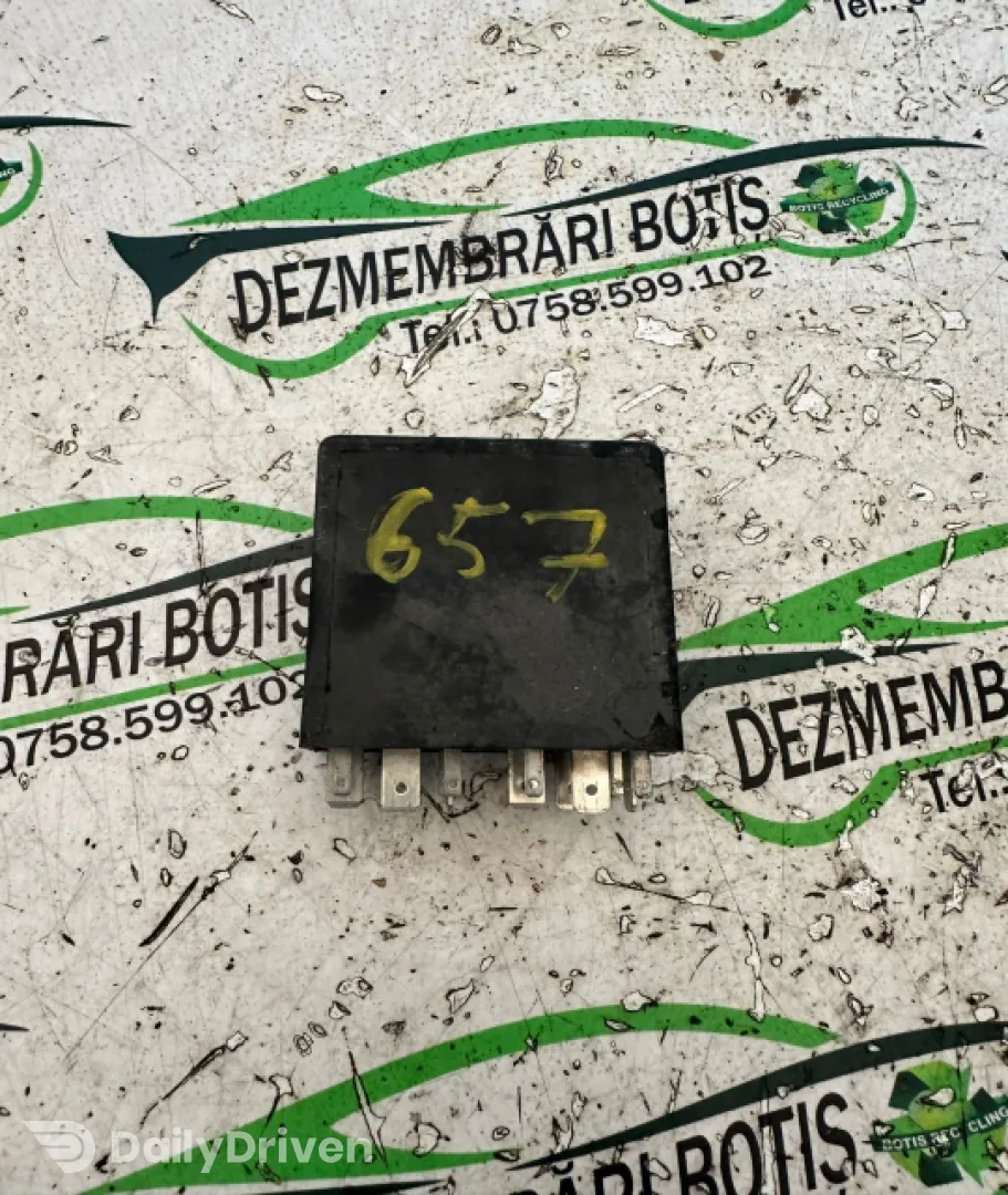 Releu 1J0 907 487 Volkswagen VW Passat B5 [1996 - 2000] wagon 1.9 TDI AT (115 hp)