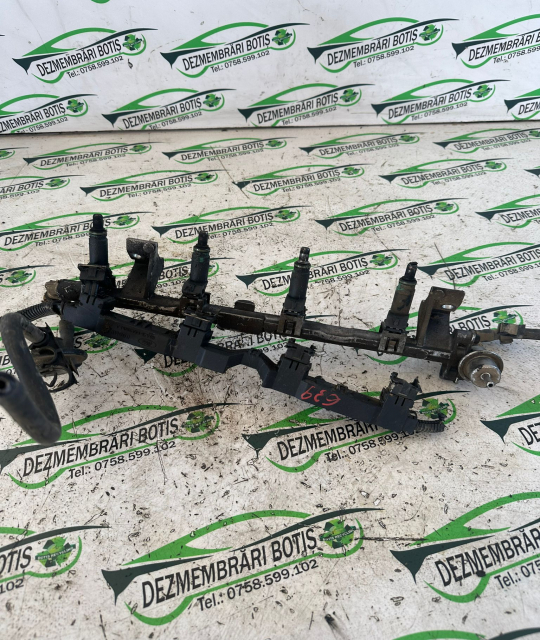 Rampa injectoare Ford Focus  [1998 - 2004] Hatchback 5-usi 1.4 MT (75 hp)