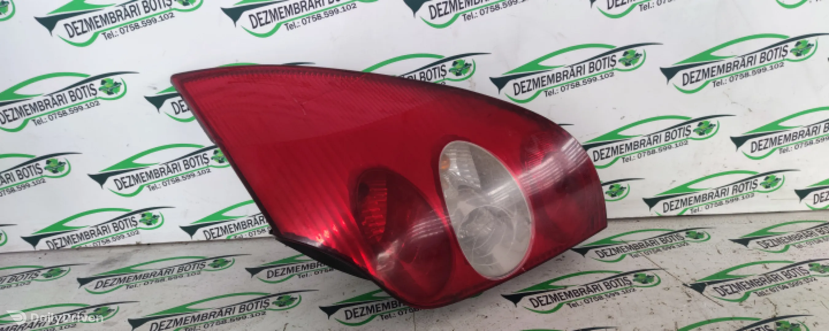 Lampa / Tripla stop dreapta pe aripa 447 Renault Laguna 2 [2001 - 2005] Grandtour wagon 1.8 MT (123 hp)