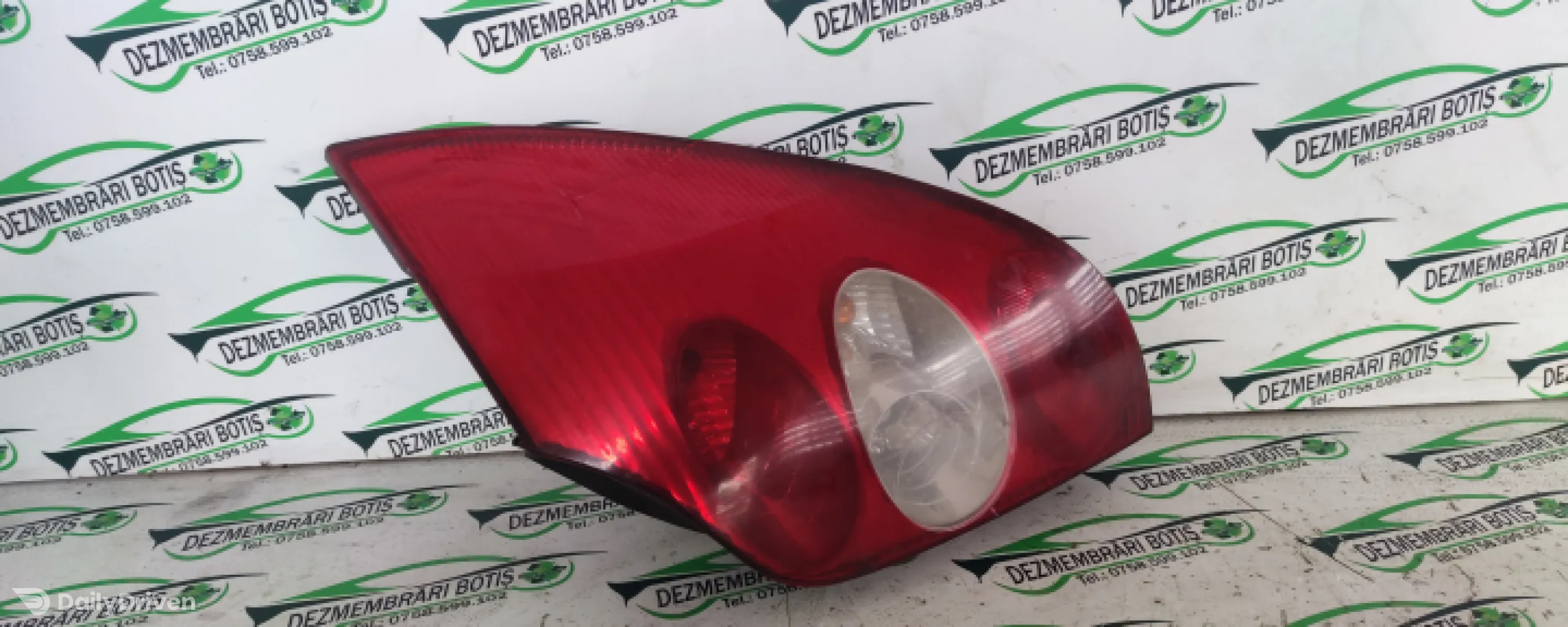 Lampa / Tripla stop dreapta pe aripa 447 Renault Laguna 2 [2001 - 2005] Grandtour wagon 1.8 MT (123 hp)