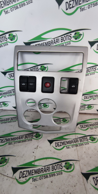Buton avarie /651 Dacia Logan  [2004 - 2008] Sedan 1.4 MT (75 hp)