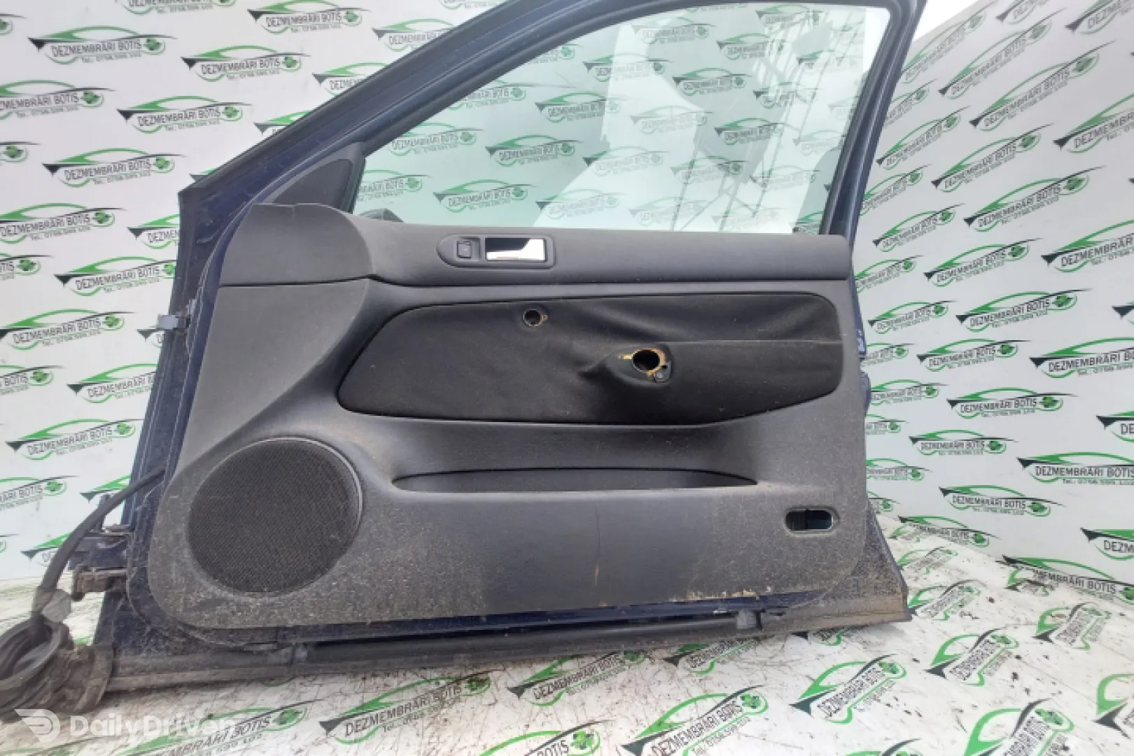 Usa / Portiera fata dreapta Volkswagen VW Golf 4 [1997 - 2006] Hatchback 5-usi 1.4 MT (75 hp)