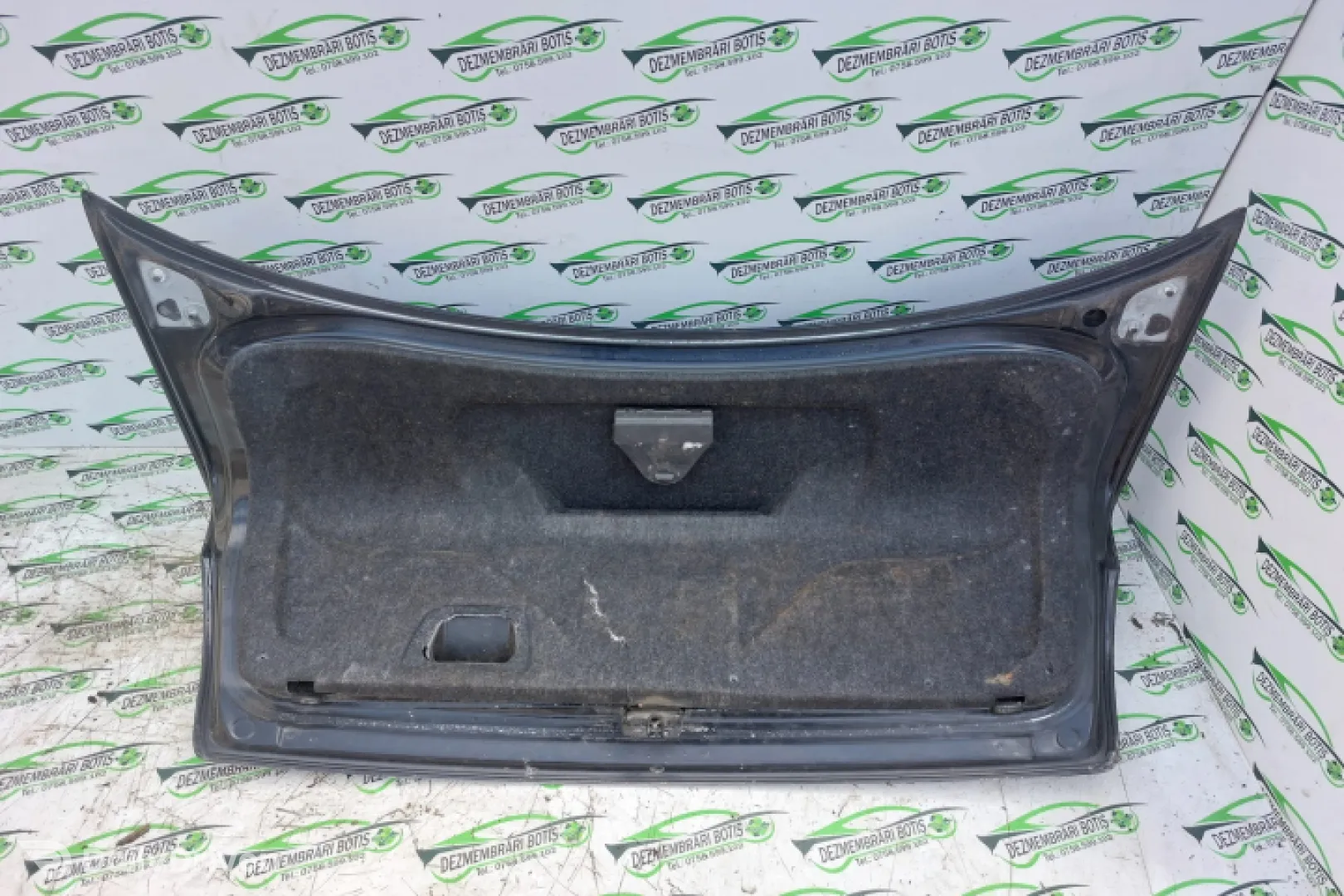 Portbagaj auto Audi A4 B5 [1994 - 1999] Sedan 1.9 D MT (75 hp)
