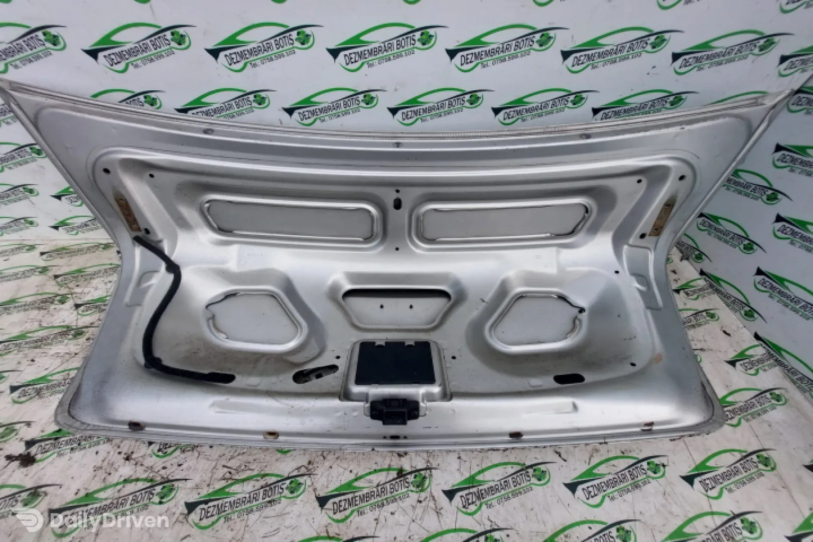 Portbagaj auto Dacia Logan  [2004 - 2008] Sedan 1.4 MT (75 hp)