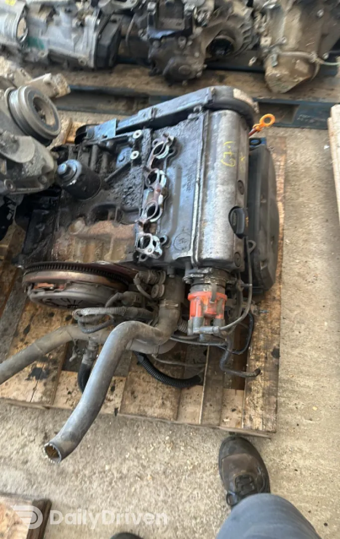 Motor fara anexe Volkswagen VW Polo 3 6N [1994 - 2001] Variant wagon 1.6 MT (75 hp)
