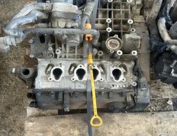 Motor fara anexe Volkswagen VW Passat B5 [1996 - 2000] wagon 1.6 MT (101 hp)