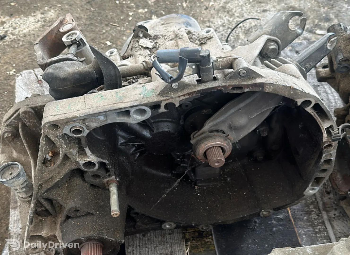Cutie de viteze manuala Ford Ka  [1996 - 2008] Hatchback 3-usi 1.3 MT (60 hp)