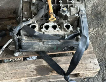 Motor fara anexe Volkswagen VW Passat B5.5 [facelift] [2000 - 2005] Sedan 1.6 MT (102 hp)