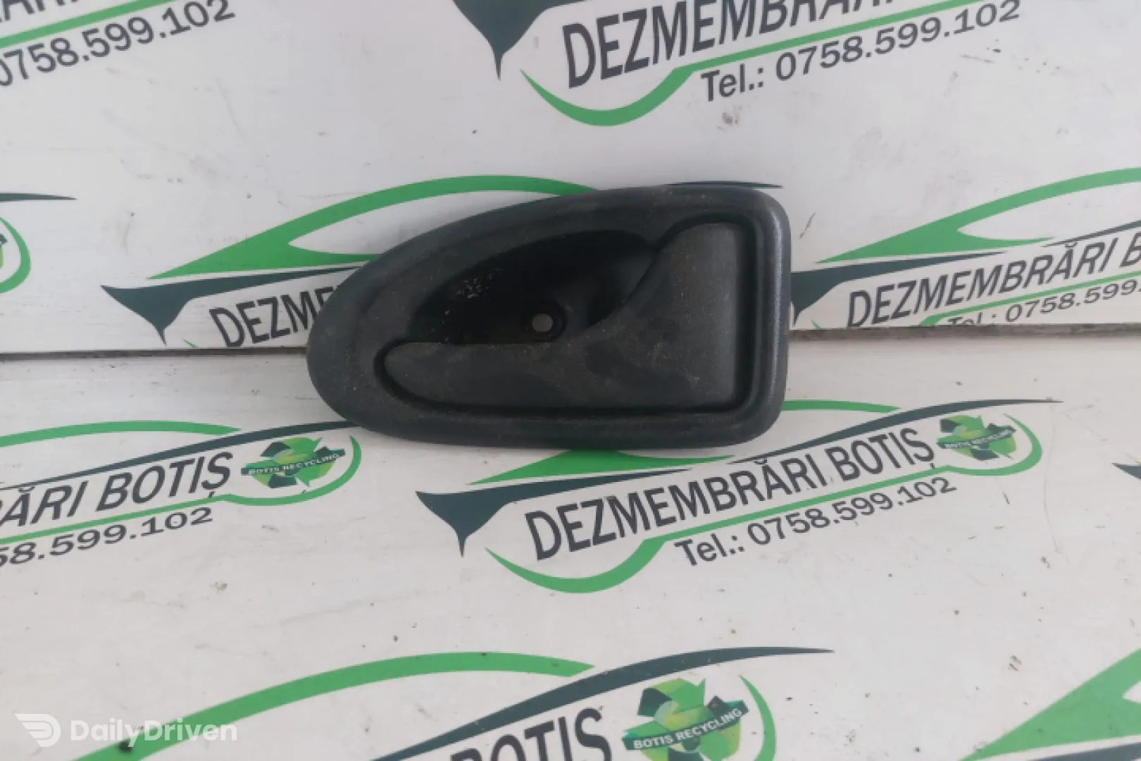 Maner inchidere din interior usa fata dreapta Dacia Logan  [2004 - 2008] Sedan 1.5dci MT (65hp)