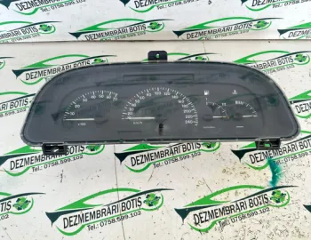 Ceasuri bord Renault Laguna  [facelift] [1998 - 2001] Grandtour wagon 1.6 MT (110 hp)