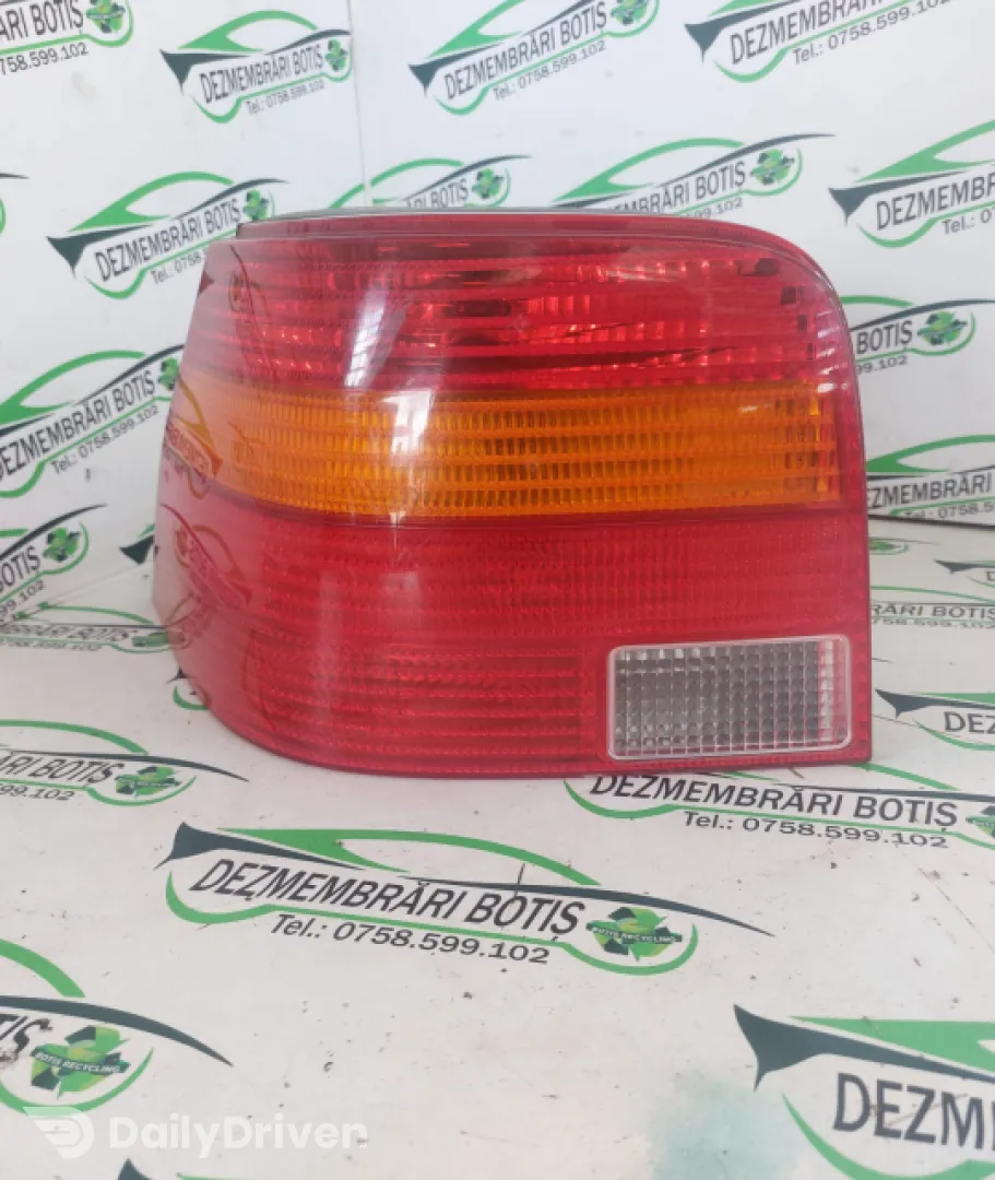 Lampa / Tripla stop stanga pe aripa Volkswagen VW Golf 4 [1997 - 2006] Hatchback 5-usi 1.9 TDI MT (116 hp)