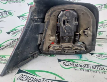 Lampa / Tripla stop dreapta pe aripa Volkswagen VW Golf 4 [1997 - 2006] Hatchback 5-usi 1.4 MT (75 hp)