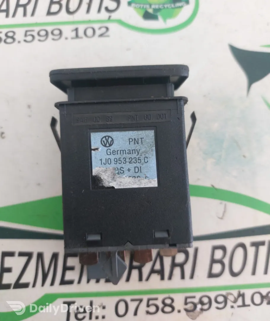 Buton avarie 1J0953235C Volkswagen VW Golf 4 [1997 - 2006] Hatchback 5-usi 1.4 MT (75 hp)