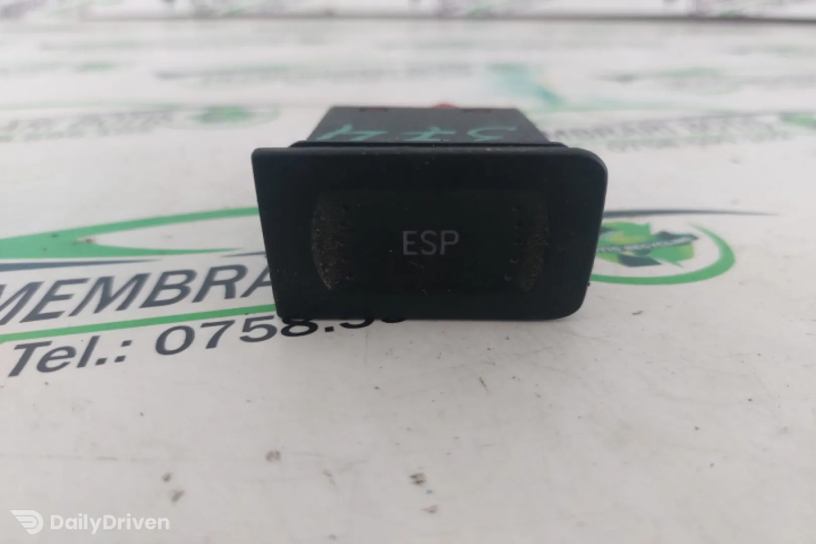 Buton ESP 1J0927134A Volkswagen VW Golf 4 [1997 - 2006] Hatchback 5-usi 1.4 MT (75 hp)