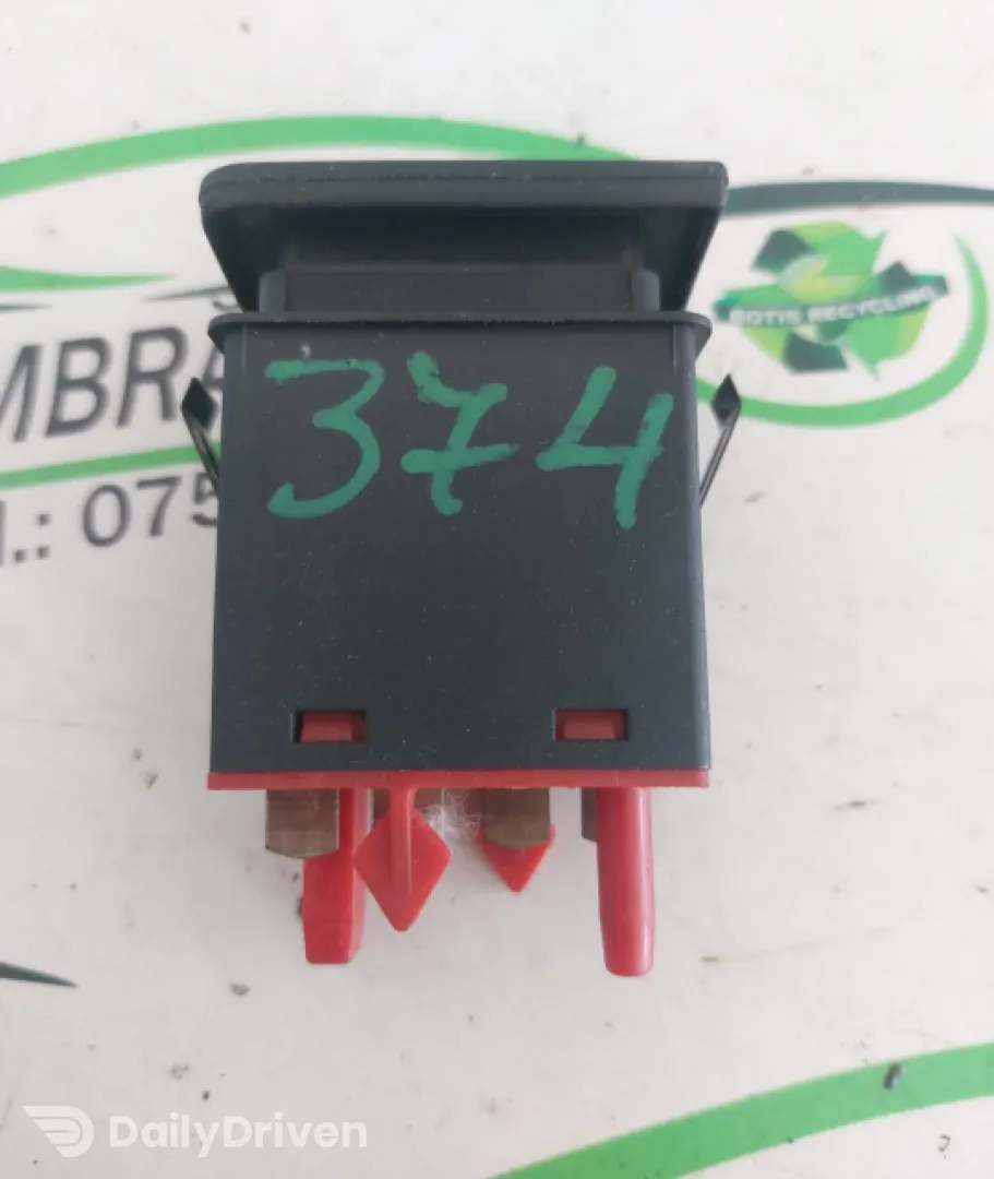 Buton ESP 1J0927134A Volkswagen VW Golf 4 [1997 - 2006] Hatchback 5-usi 1.4 MT (75 hp)