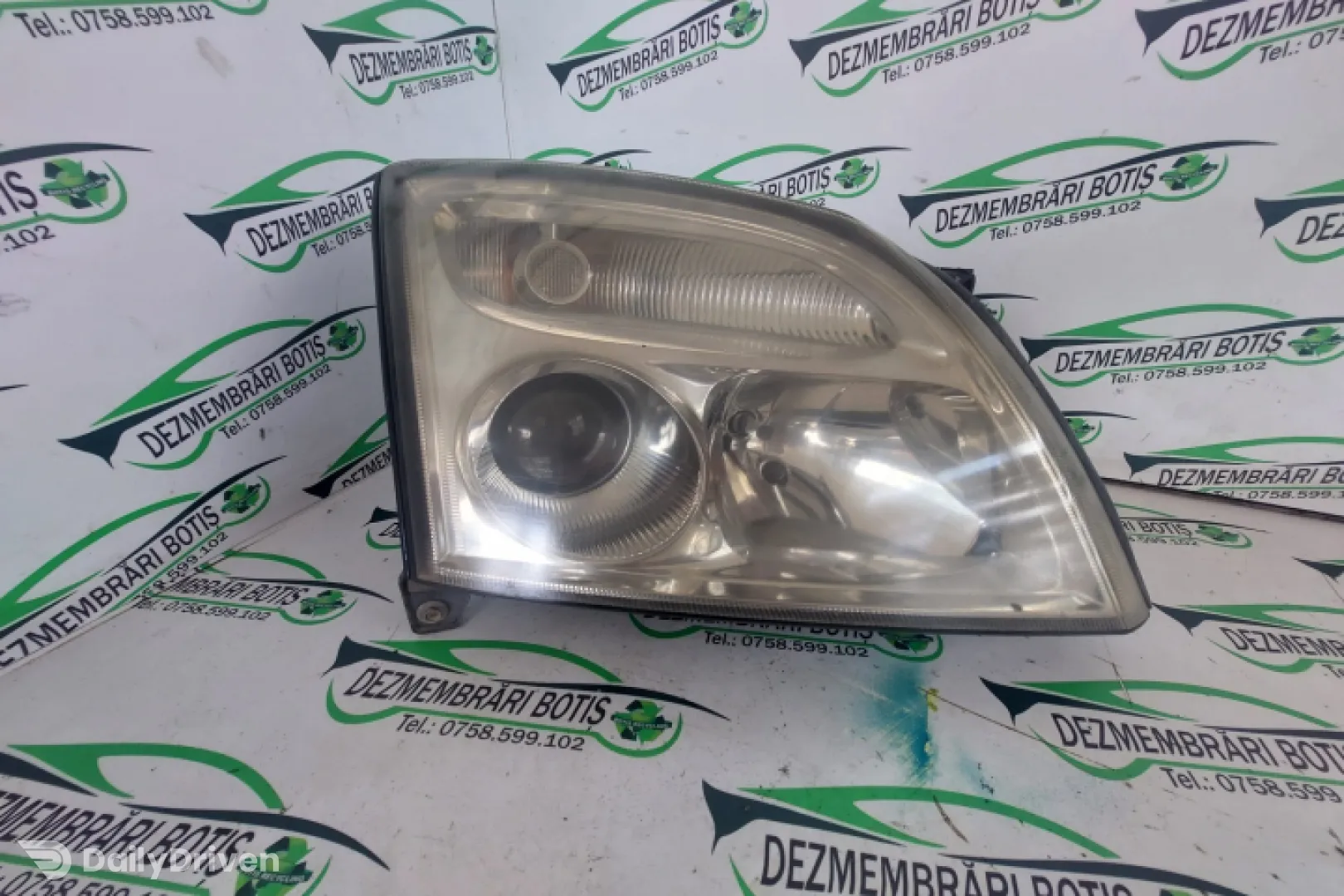Far dreapta Opel Vectra C [2002 - 2005] Sedan 4-usi 2.0 DTI MT (101 hp)