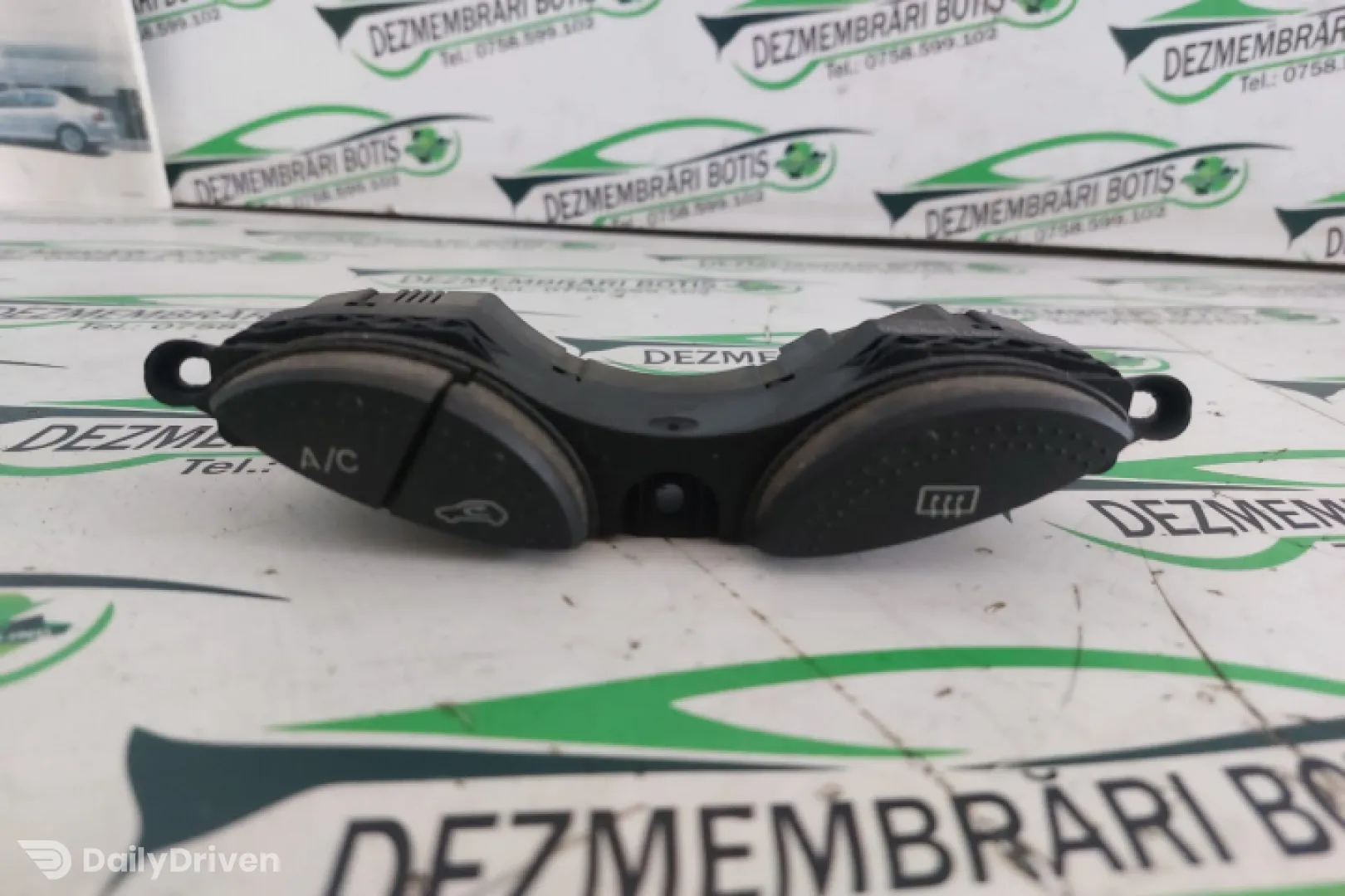 Buton AC Ford Focus  [1998 - 2004] Hatchback 5-usi 1.8 MT TDCi (101 hp)