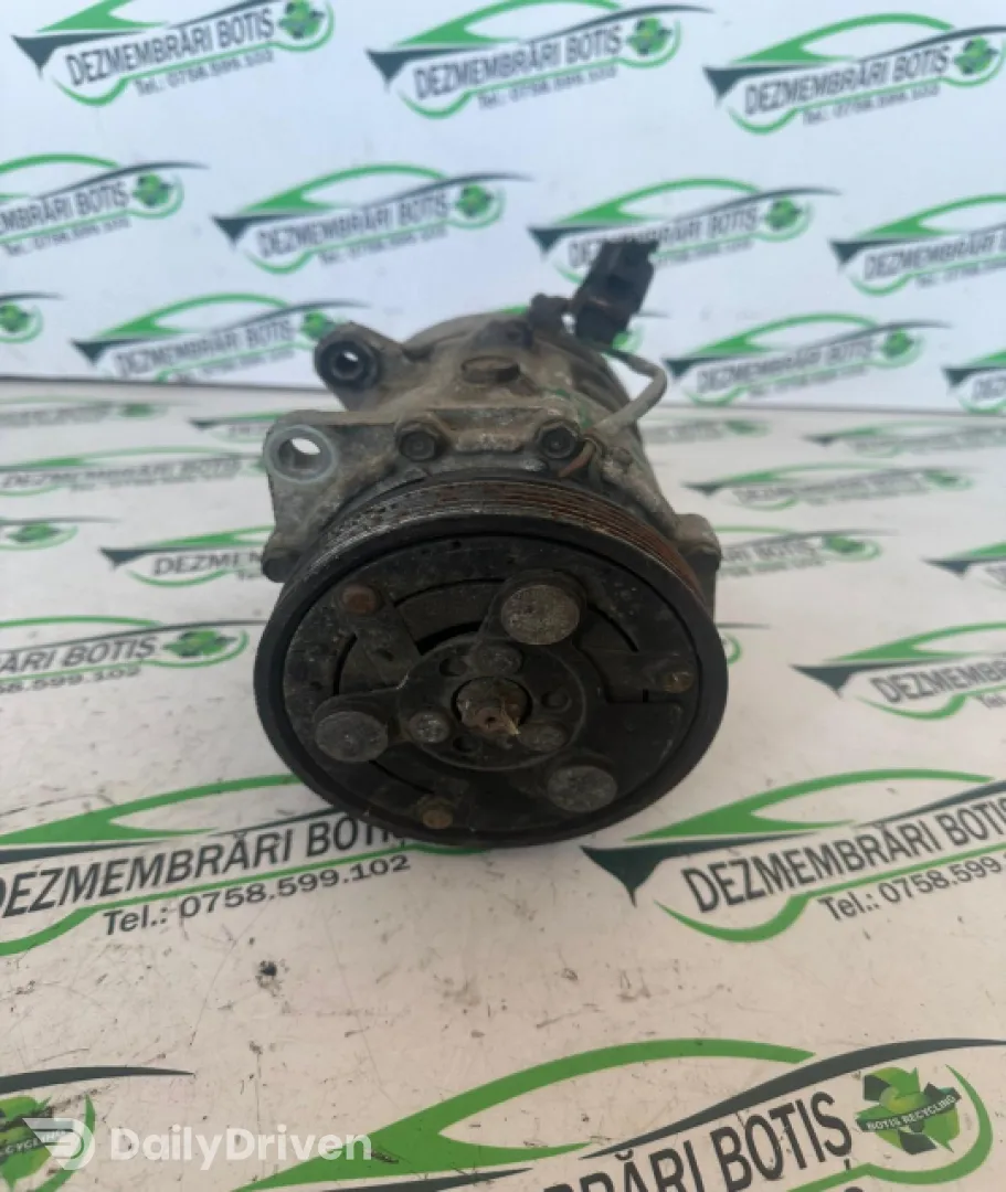 Compresor AC 1J0 820 803 K Volkswagen VW Golf 4 [1997 - 2006] wagon 1.9 TDI MT (101 hp)