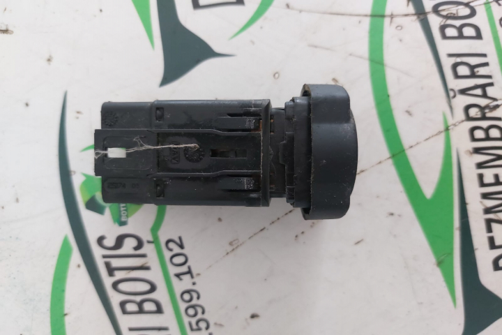 Buton blocare deblocare usi Dacia Logan  [facelift] [2007 - 2012] MCV wagon 1.5 D MT (86 hp)