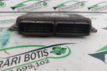 Calculator motor ECU 7700113421 Renault Laguna  [facelift] [1998 - 2001] Grandtour wagon 1.6 MT (110 hp)