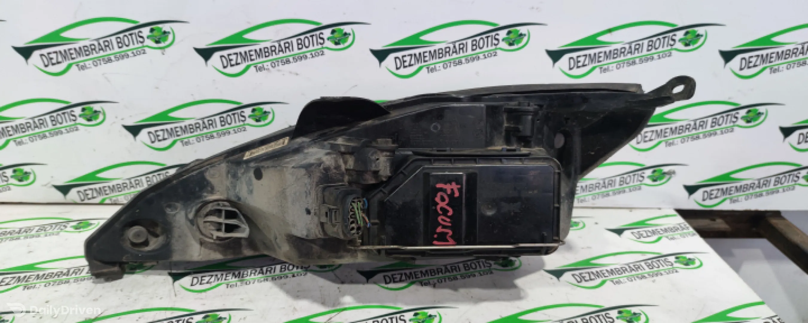 Far dreapta Ford Focus  [1998 - 2004] Sedan 4-usi 1.8 MT TDDi (90 hp)