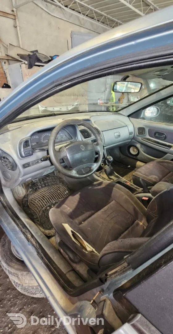 Motoras pas cu pas 6025307753  Renault Laguna  [facelift] [1998 - 2001] Grandtour wagon 1.6 MT (110 hp)