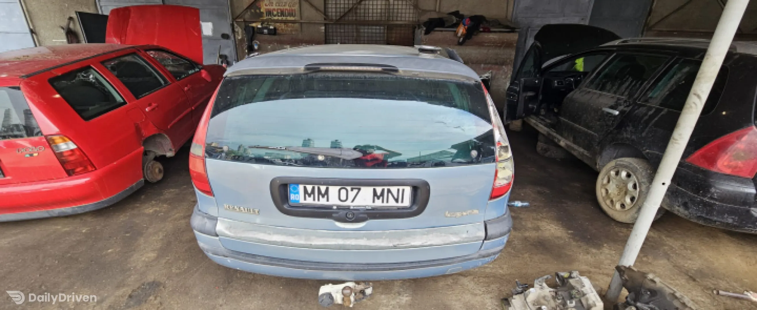 Motoras pas cu pas 6025307753  Renault Laguna  [facelift] [1998 - 2001] Grandtour wagon 1.6 MT (110 hp)