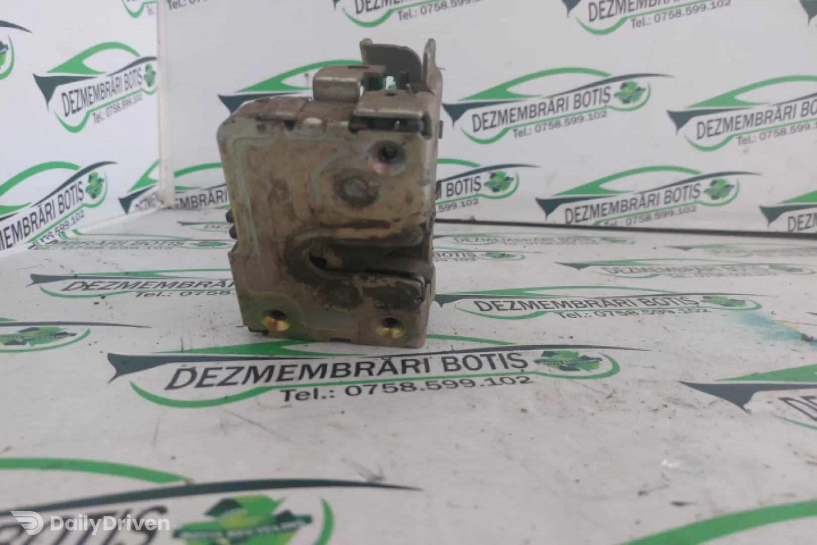 Broasca usa spate stanga Dacia Logan  [2004 - 2008] Sedan 1.4 MT (75 hp)