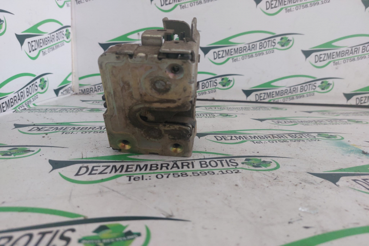 Broasca usa spate stanga Dacia Logan  [2004 - 2008] Sedan 1.4 MT (75 hp)