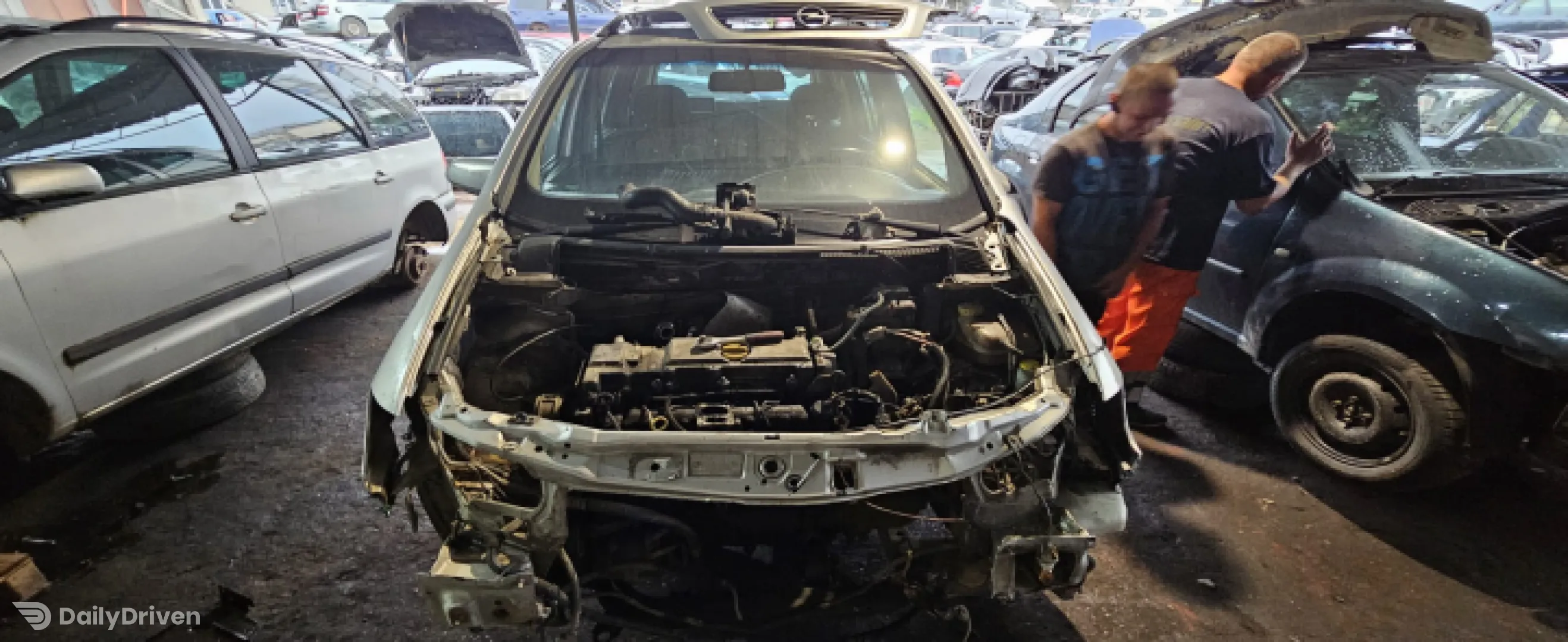Maneta semnalizare 90 560 990  90 560 990  Opel Zafira A [1999 - 2003] Minivan 5-usi 2.0 DTI MT (101 hp)
