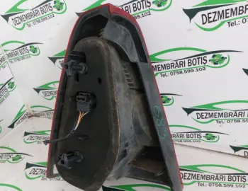 Lampa / Tripla stop dreapta pe aripa Dacia Logan  [2004 - 2008] Sedan 1.5dci MT (65hp)