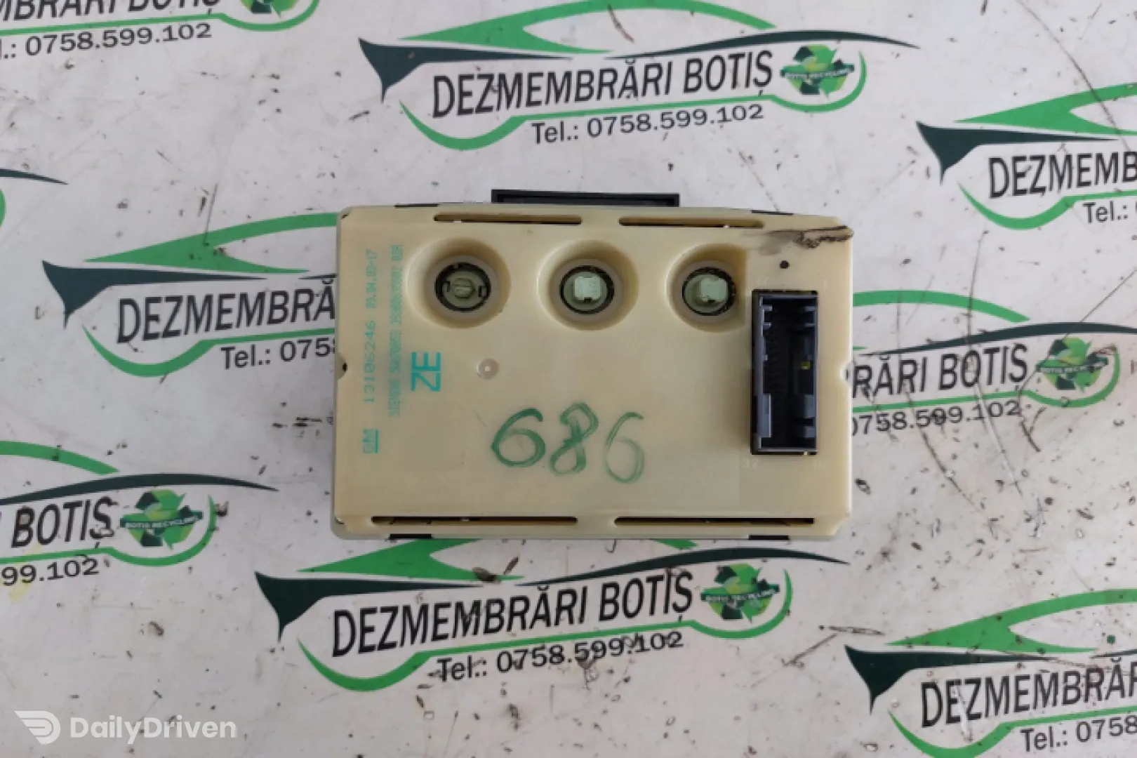 Display bord 13106246 13106246 Opel Zafira A [1999 - 2003] Minivan 5-usi 2.0 DTI MT (101 hp)