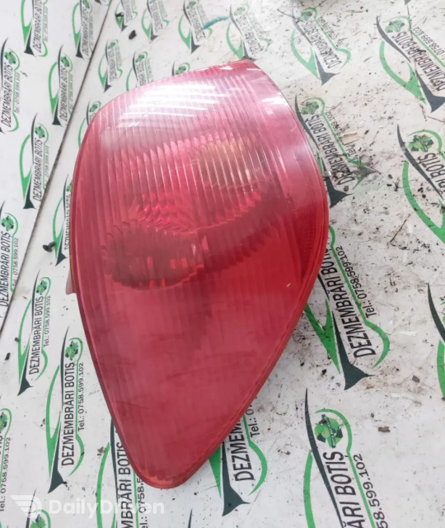 Lampa / Tripla stop stanga pe aripa Peugeot 307  [2001 - 2005] Hatchback 5-usi 1.6 MT (109 hp)